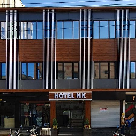 Hotel N K Будж Екстериор снимка